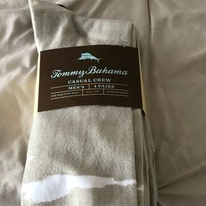 New With tags Mens Tommy Bahama 4 Pair Socks Set